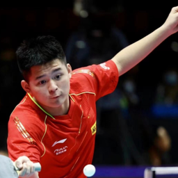 突发！东契奇受伤！半场爆砍26+5+4....