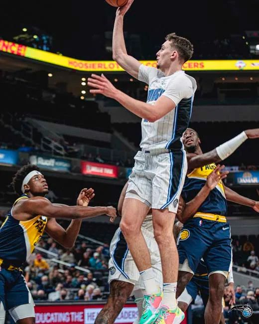 对于观众而 对于观众而