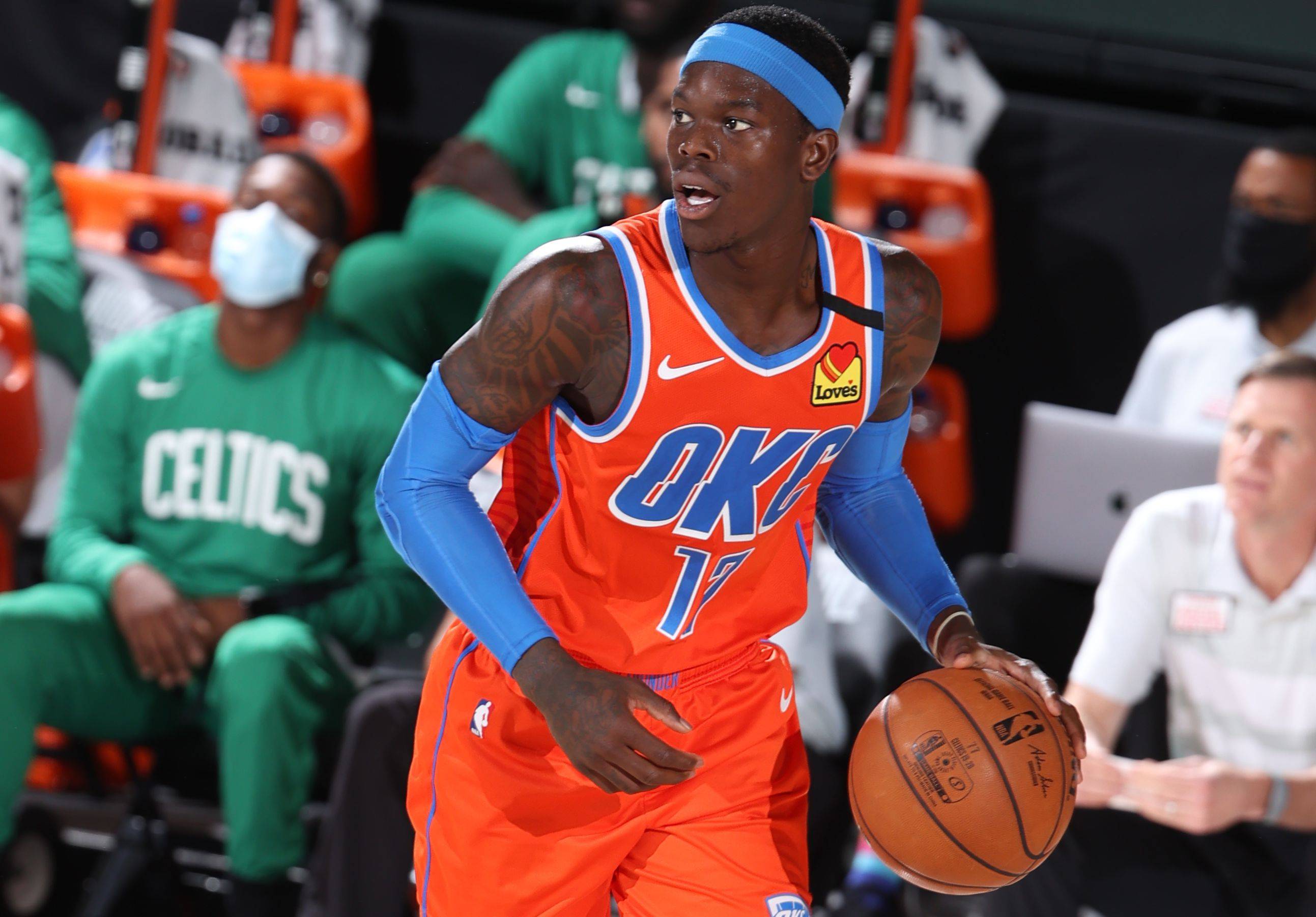 特别是在比 特别是在比