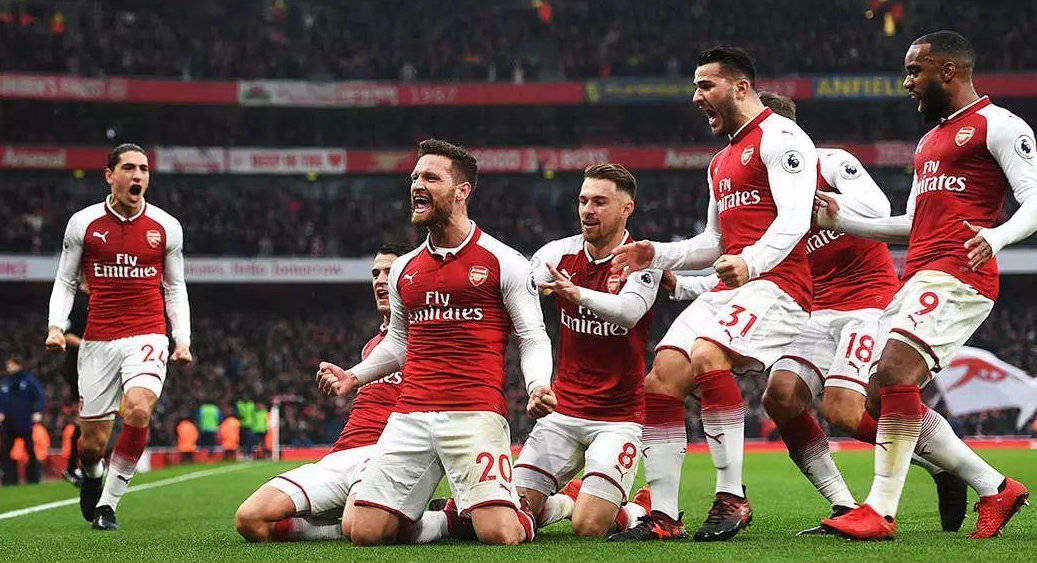 例如强队在